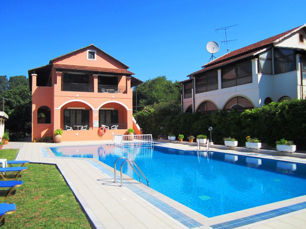 Varvara Studios & Apartments I Peroulades  Bagian luar foto