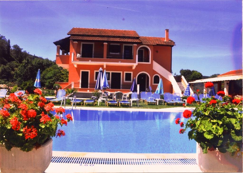 Varvara Studios & Apartments I Peroulades  Bagian luar foto