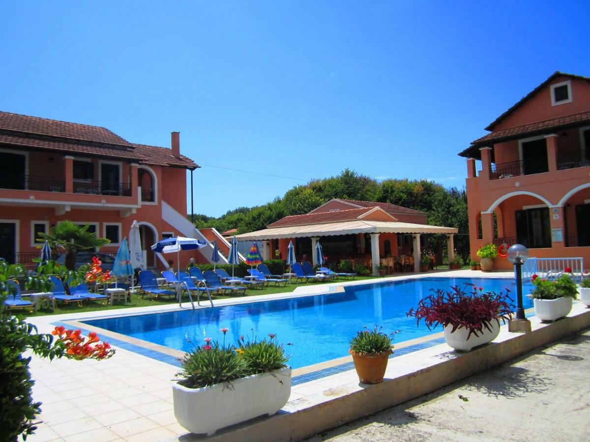 Varvara Studios & Apartments I Peroulades  Bagian luar foto